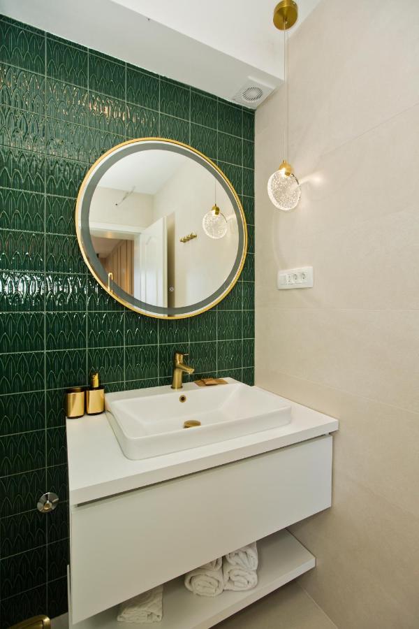 חוואר Villa Milton Luxe Hvar מראה חיצוני תמונה