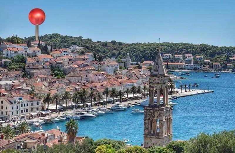 חוואר Villa Milton Luxe Hvar מראה חיצוני תמונה
